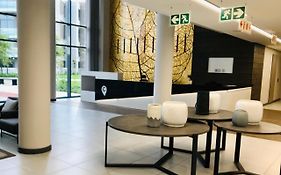 Menlyn Maine - One Bedroom Penthouse - No Load Shedding!!